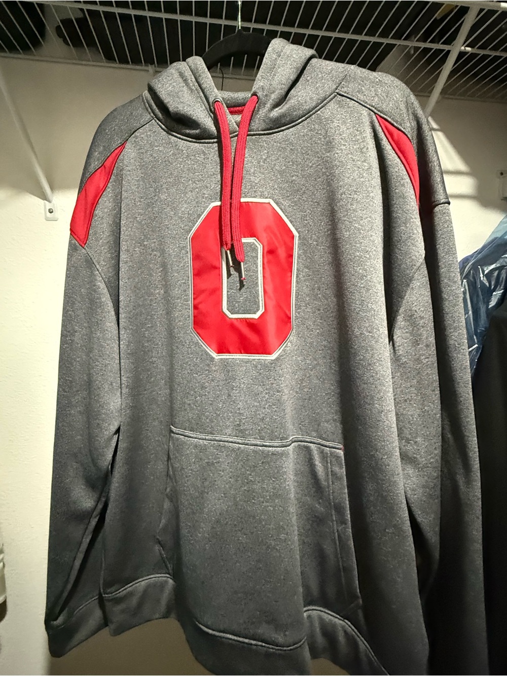 Ohio State - Gray & Red Hooded Pullover Sweatshirt with 'O' Graphic